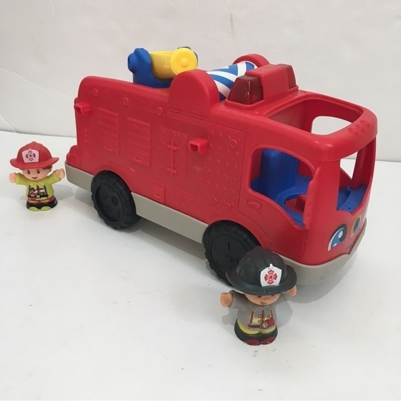 Little People Fisher Price Musical Fire Truck With Working Lights 2 Figures - Picture 8 of 15